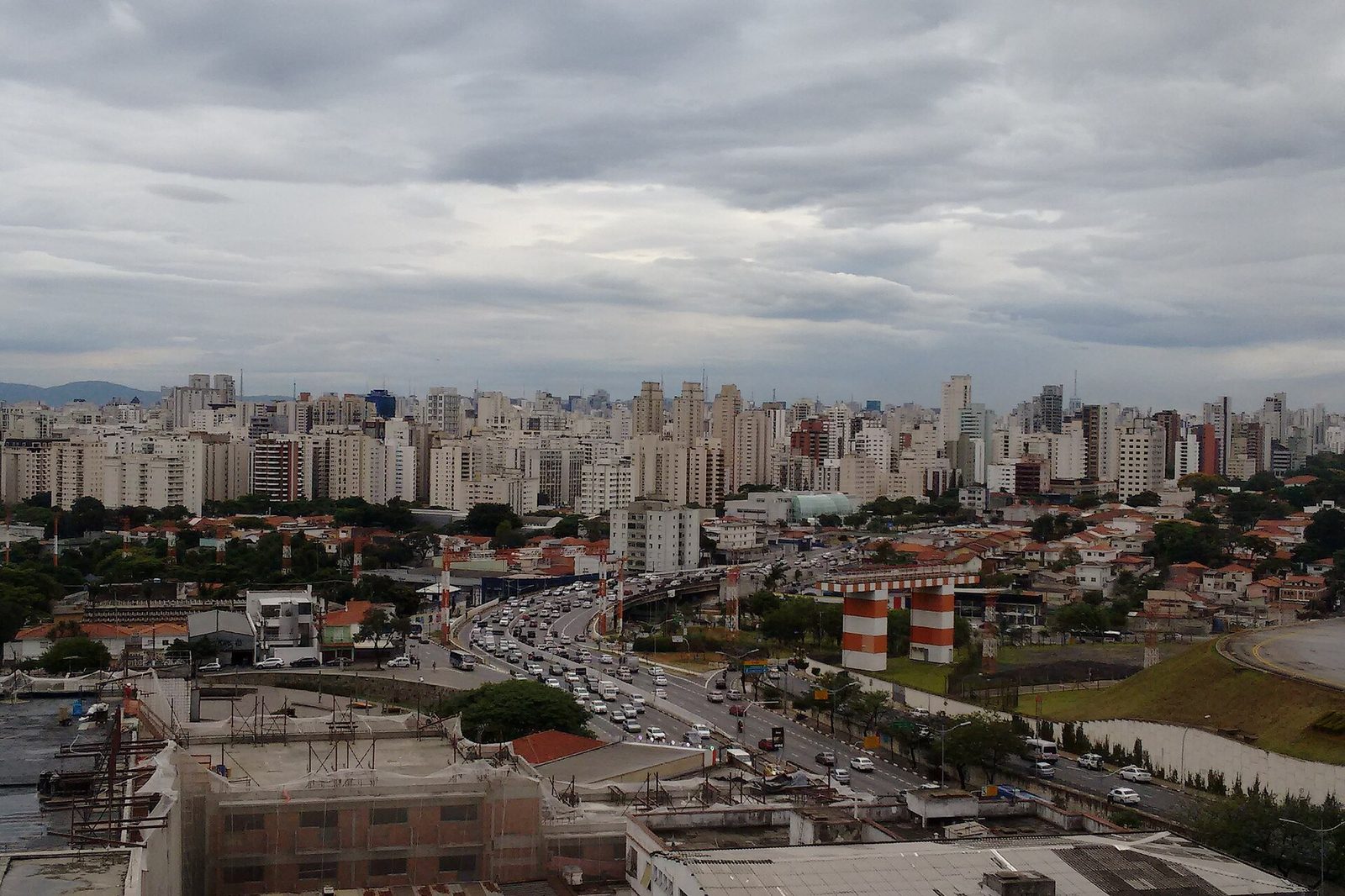 O horizonte da Zona Sul visto do Campo Belo