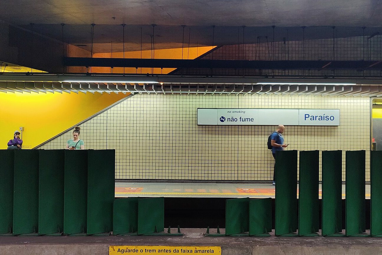 Estação Paraíso, onde as linhas 1 e 2 se cruzam
